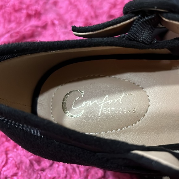 NWOT C COMFORT BLACK WOMAN’S  HEELED PEEPTOE, MESHED SIDE SIZE (9W) - Picture 12 of 12